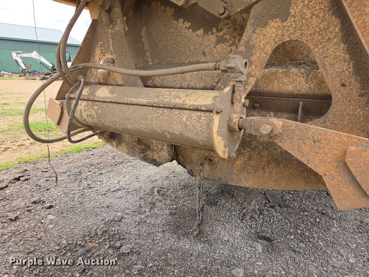 image for item ER1529 2000 Ranco BT-129 bottom dump trailer