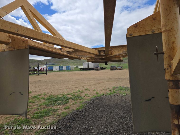image for item ER1529 2000 Ranco BT-129 bottom dump trailer