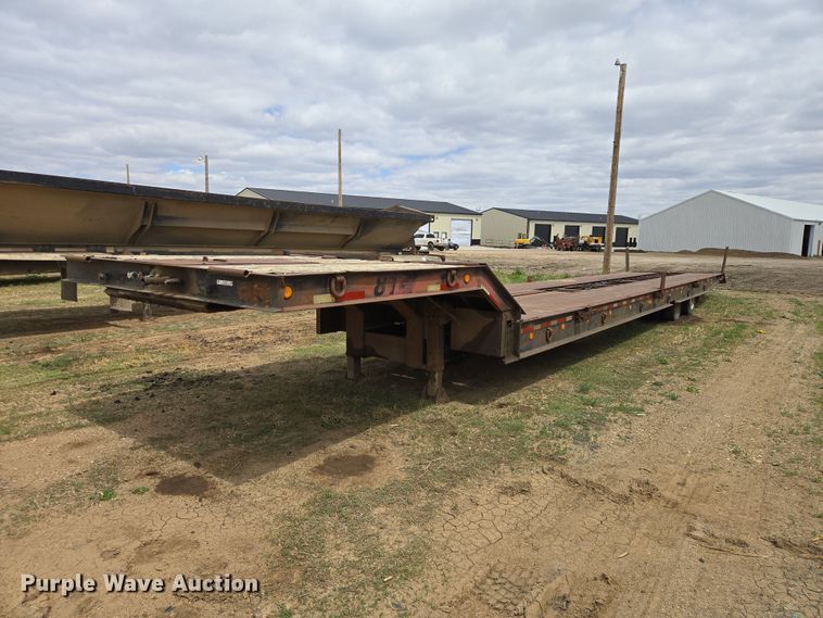 image for item ER1530 1999 Wallace drop deck equipment trailer