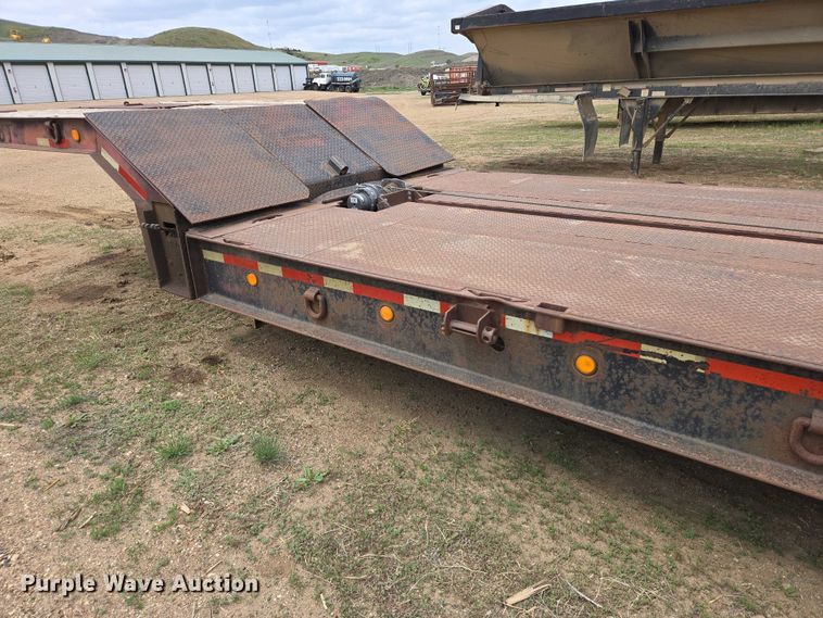 image for item ER1530 1999 Wallace drop deck equipment trailer