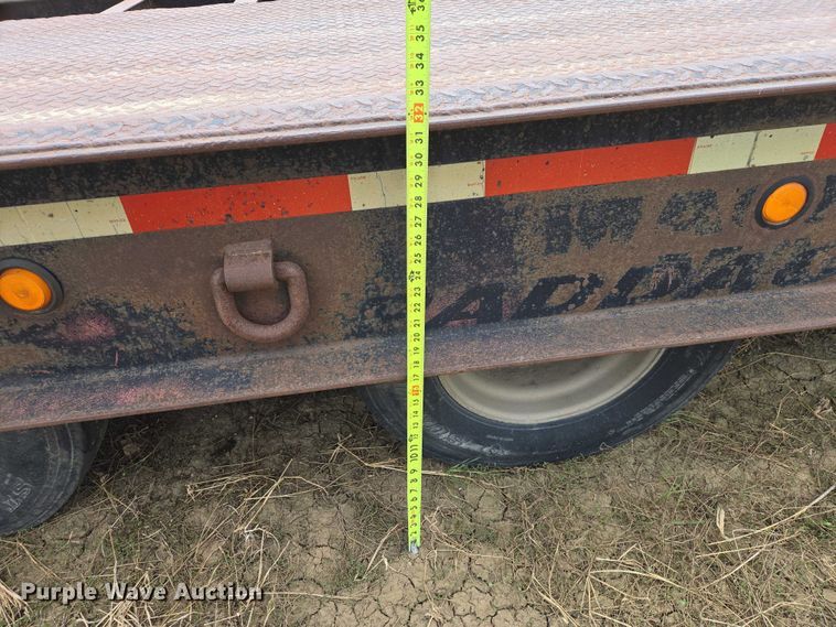 image for item ER1530 1999 Wallace drop deck equipment trailer