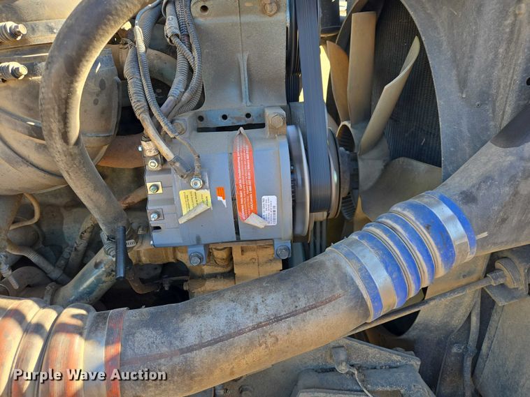 image for item ER1531 2000 Kenworth T800 semi truck