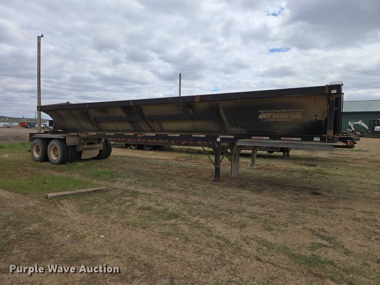 image for item ER1532 2008 Side Dump Industries side dump trailer