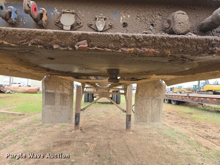 image for item ER1532 2008 Side Dump Industries side dump trailer