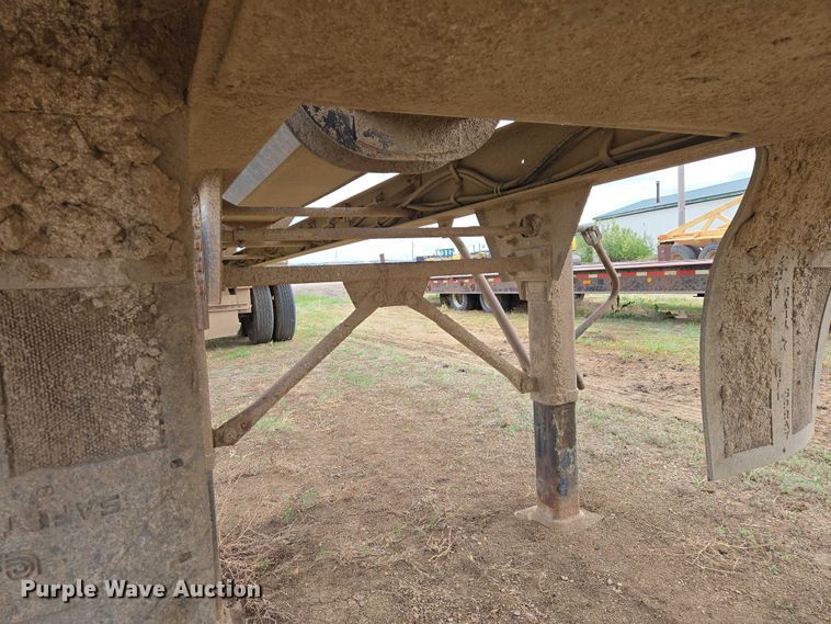image for item ER1532 2008 Side Dump Industries side dump trailer