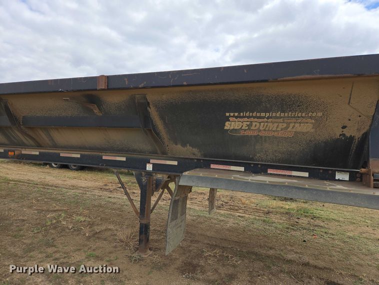 image for item ER1532 2008 Side Dump Industries side dump trailer