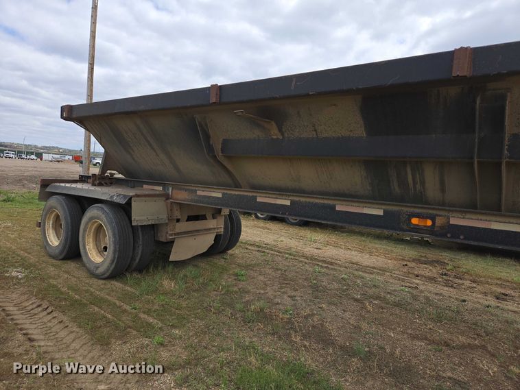 image for item ER1532 2008 Side Dump Industries side dump trailer