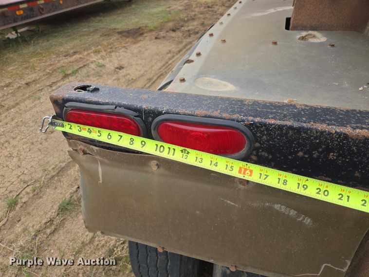 image for item ER1532 2008 Side Dump Industries side dump trailer