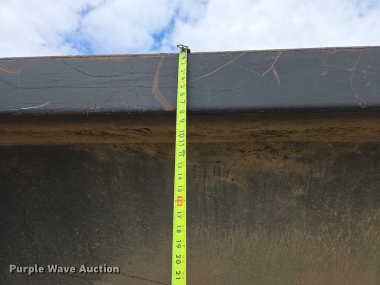 image for item ER1532 2008 Side Dump Industries side dump trailer