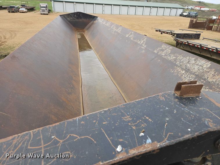 image for item ER1532 2008 Side Dump Industries side dump trailer