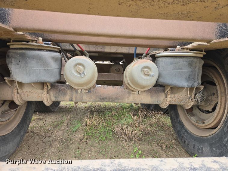 image for item ER1532 2008 Side Dump Industries side dump trailer