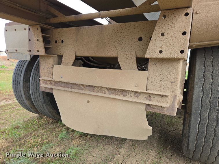 image for item ER1532 2008 Side Dump Industries side dump trailer