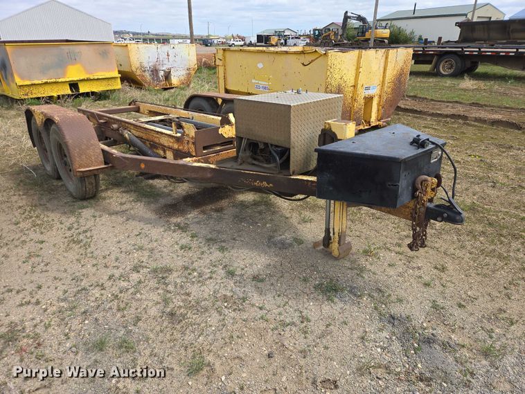 image for item ER1533 2001 EZ Rolloffs EZ12TR roll-off container trailer