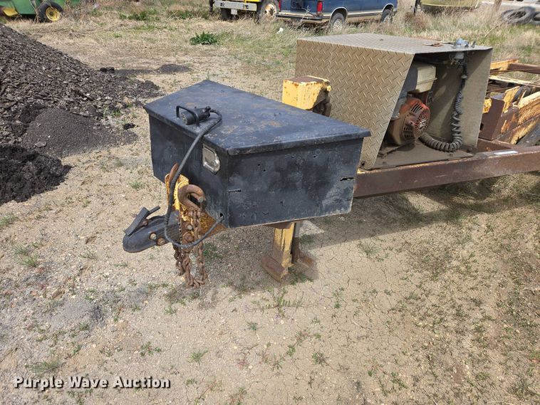 image for item ER1533 2001 EZ Rolloffs EZ12TR roll-off container trailer
