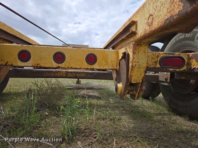 image for item ER1533 2001 EZ Rolloffs EZ12TR roll-off container trailer