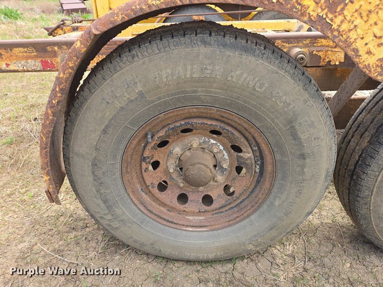 image for item ER1533 2001 EZ Rolloffs EZ12TR roll-off container trailer