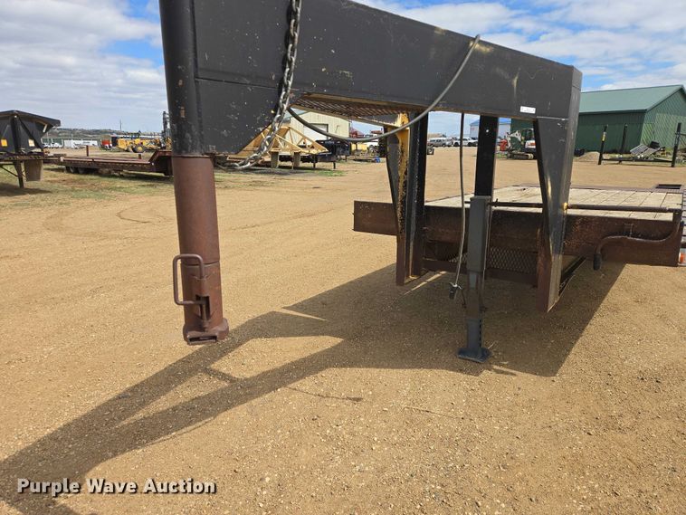 image for item ER1543 2006 Shop built equipment trailer