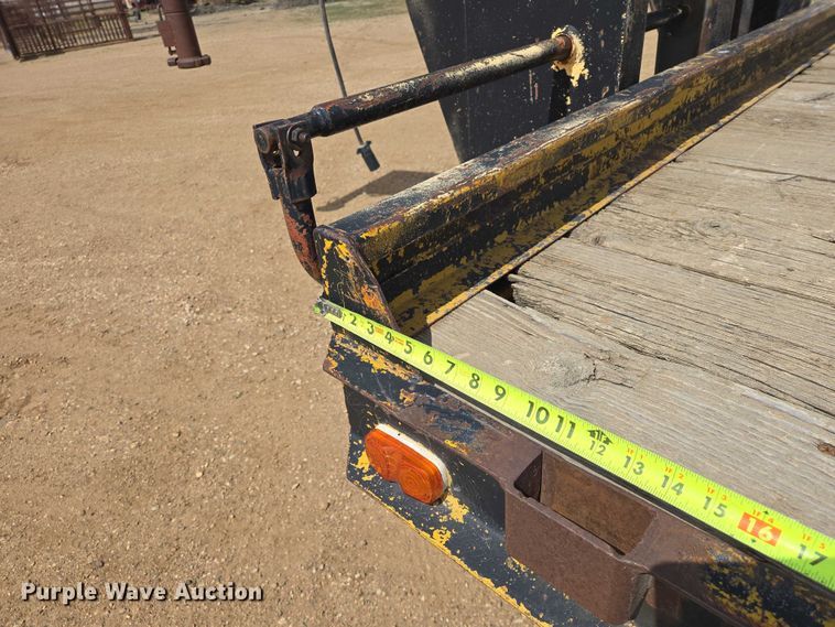 image for item ER1543 2006 Shop built equipment trailer