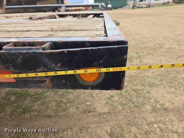 image for item ER1545 2002 Jet drop deck equipment trailer