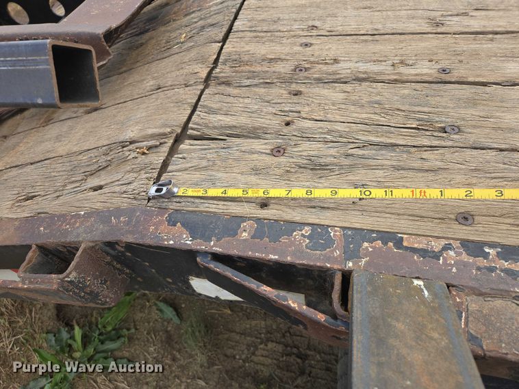 image for item ER1545 2002 Jet drop deck equipment trailer