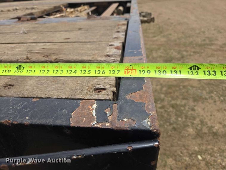 image for item ER1545 2002 Jet drop deck equipment trailer