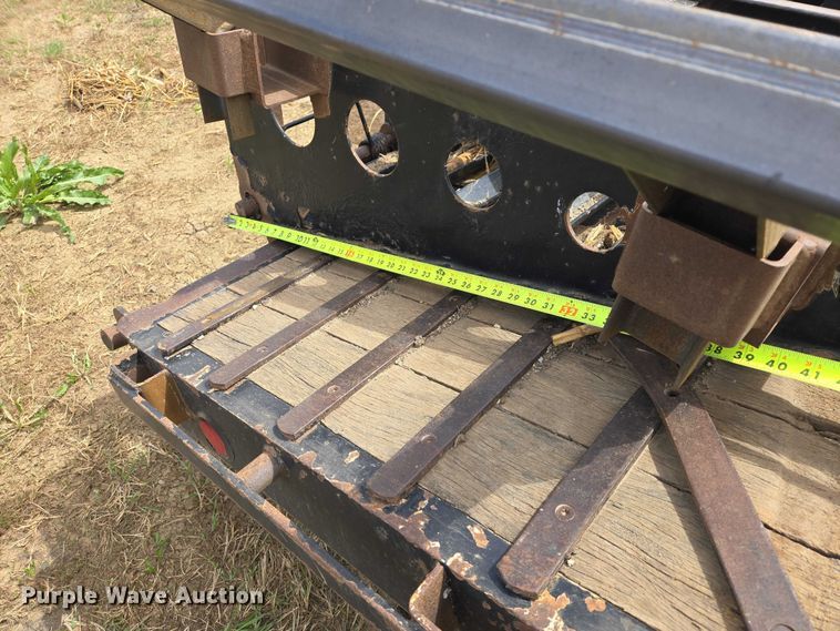 image for item ER1545 2002 Jet drop deck equipment trailer