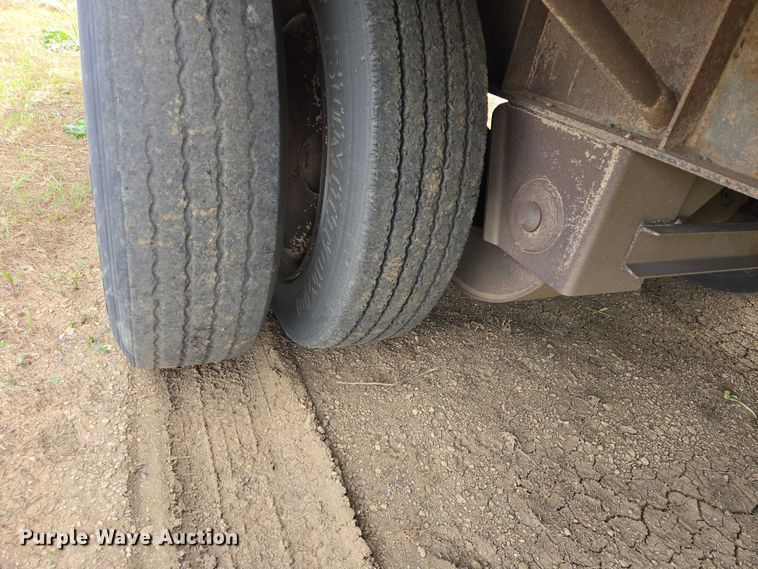 image for item ER1545 2002 Jet drop deck equipment trailer