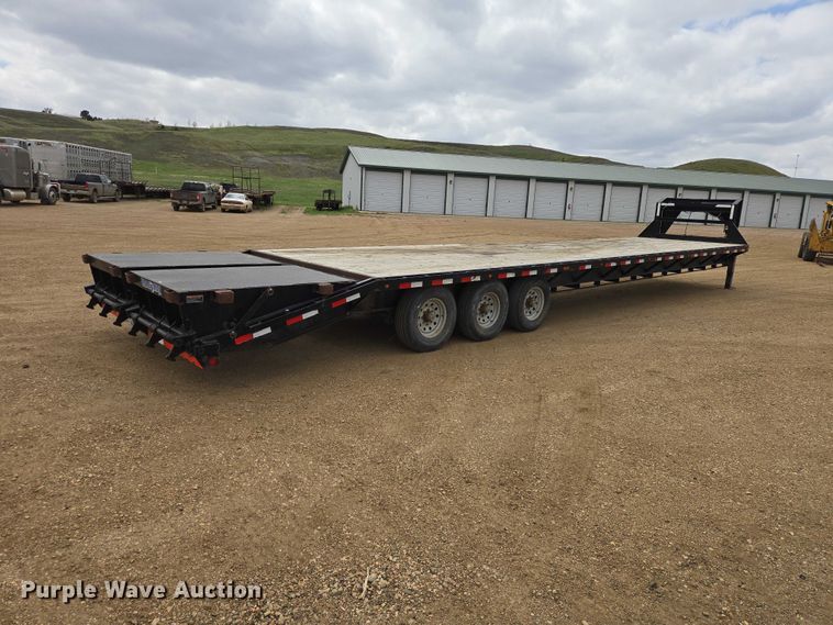 image for item ER1546 2015 Load Trail equipment trailer