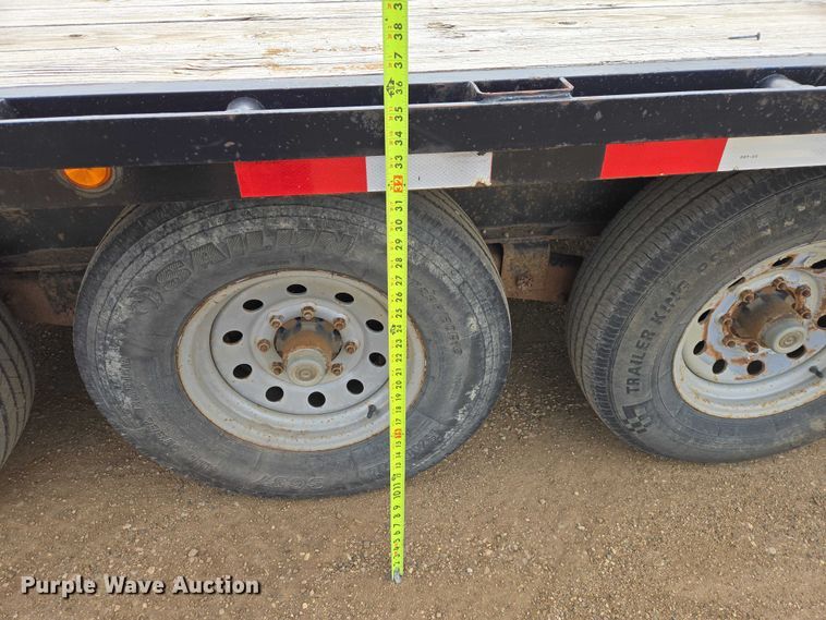 image for item ER1546 2015 Load Trail equipment trailer