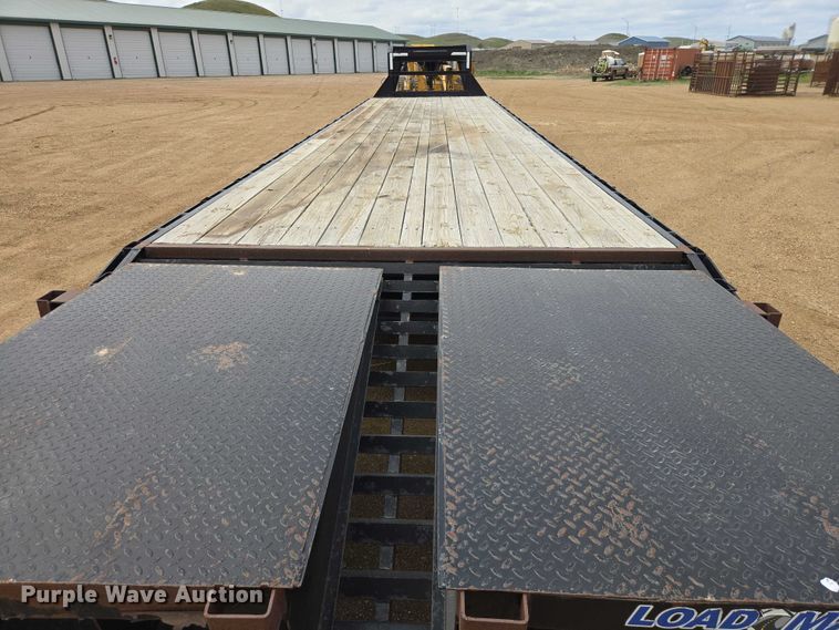 image for item ER1546 2015 Load Trail equipment trailer