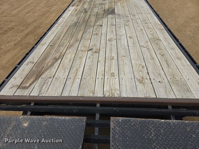 image for item ER1546 2015 Load Trail equipment trailer