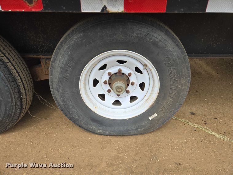 image for item ER1546 2015 Load Trail equipment trailer