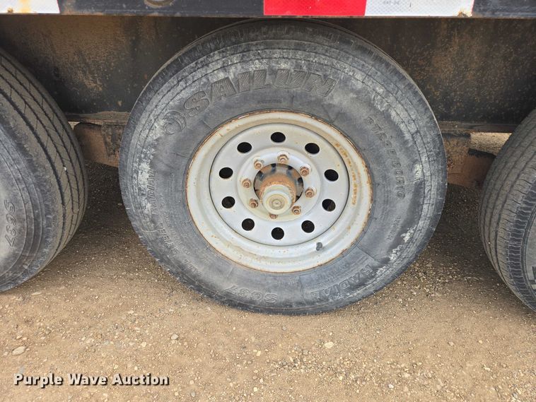 image for item ER1546 2015 Load Trail equipment trailer