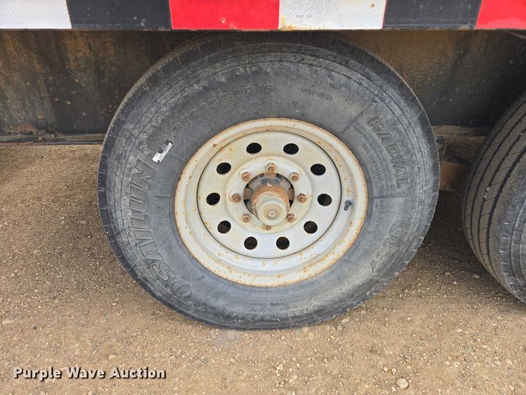 image for item ER1546 2015 Load Trail equipment trailer