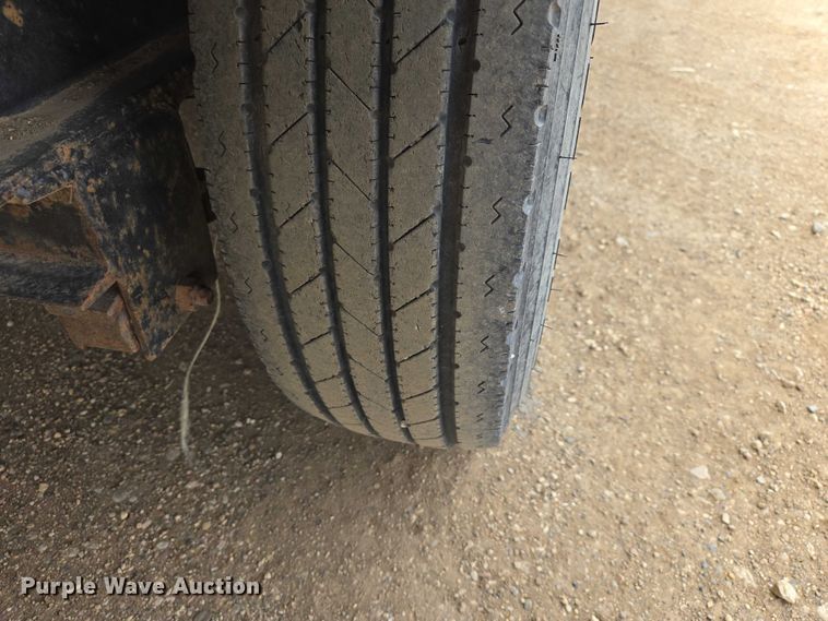 image for item ER1546 2015 Load Trail equipment trailer