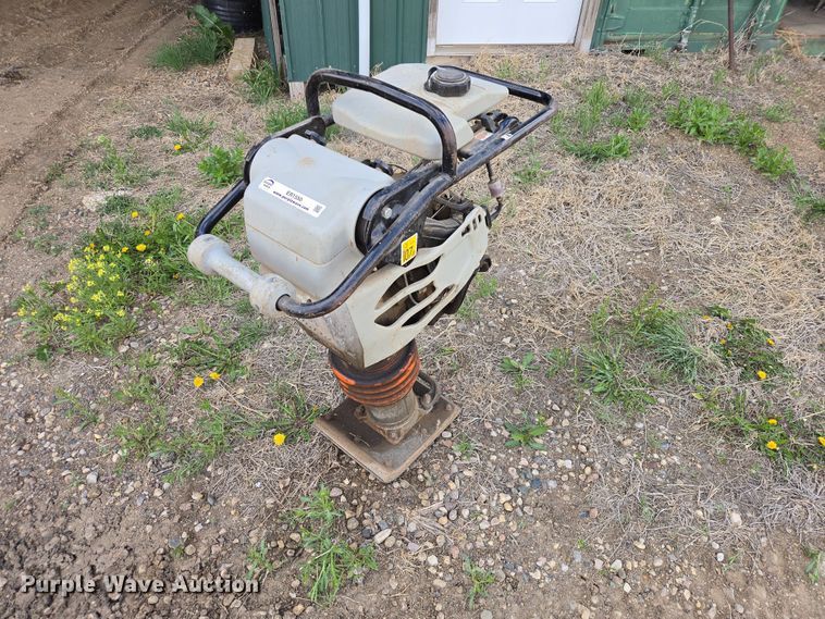 image for item ER1550 Mikasa MTX-80 plate compactor