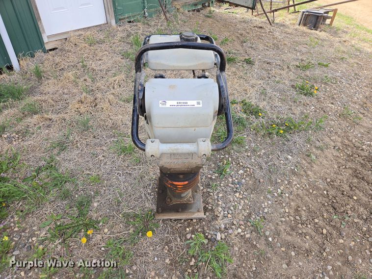 image for item ER1550 Mikasa MTX-80 plate compactor