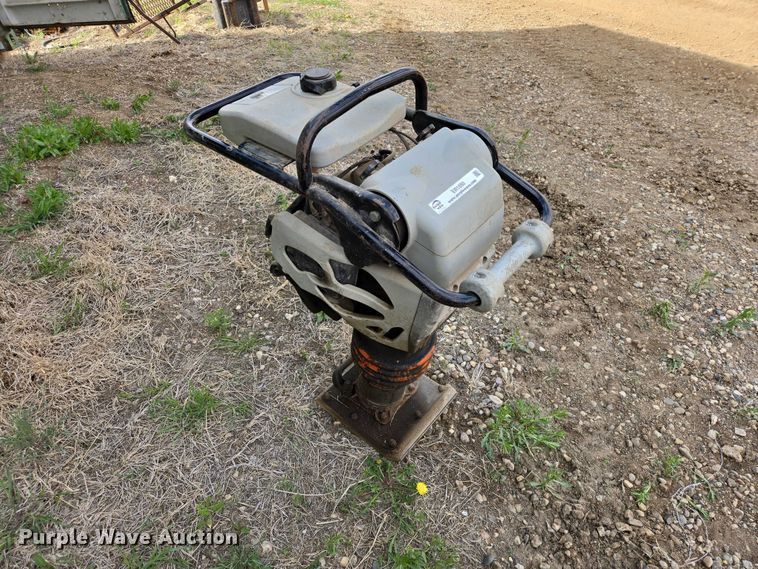 image for item ER1550 Mikasa MTX-80 plate compactor