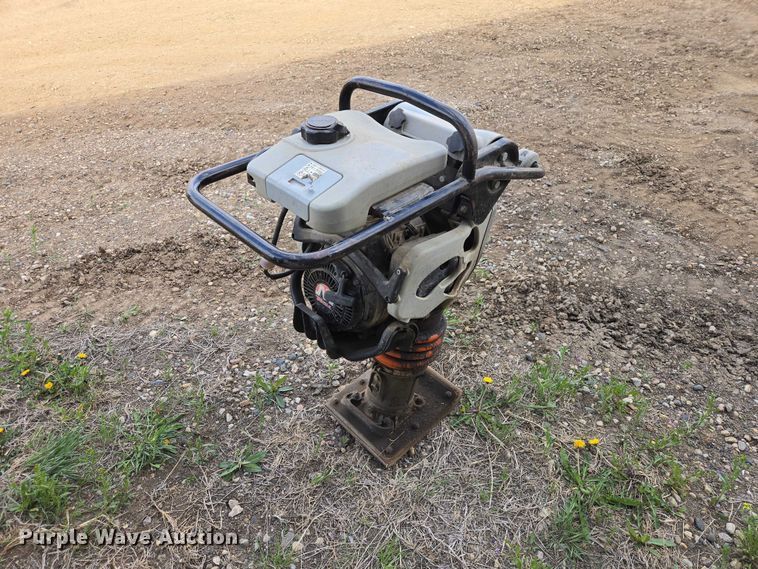 image for item ER1550 Mikasa MTX-80 plate compactor