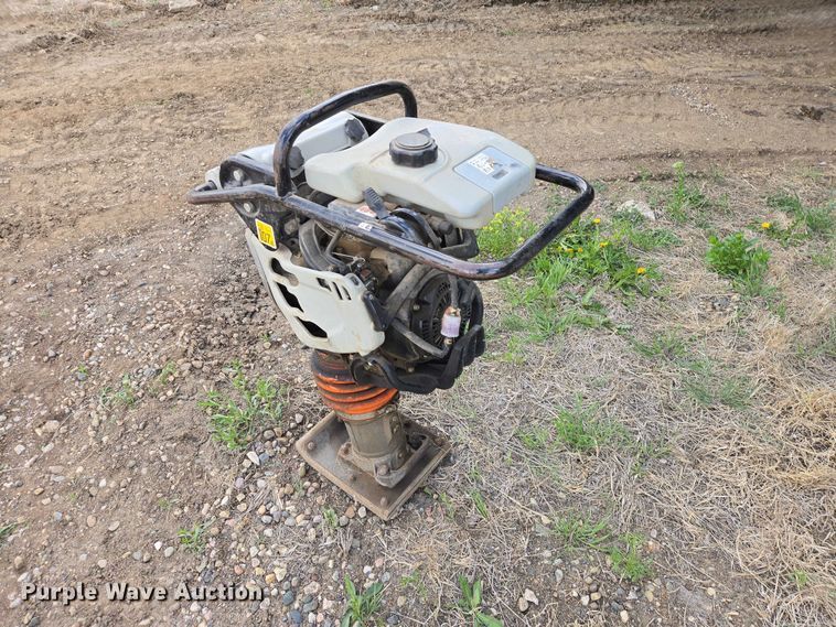 image for item ER1550 Mikasa MTX-80 plate compactor