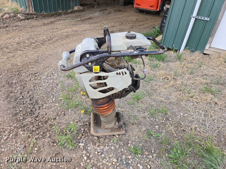 image for item ER1550 Mikasa MTX-80 plate compactor