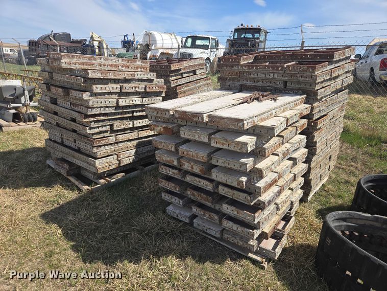 image for item ER1559 (6) pallets of concrete forms