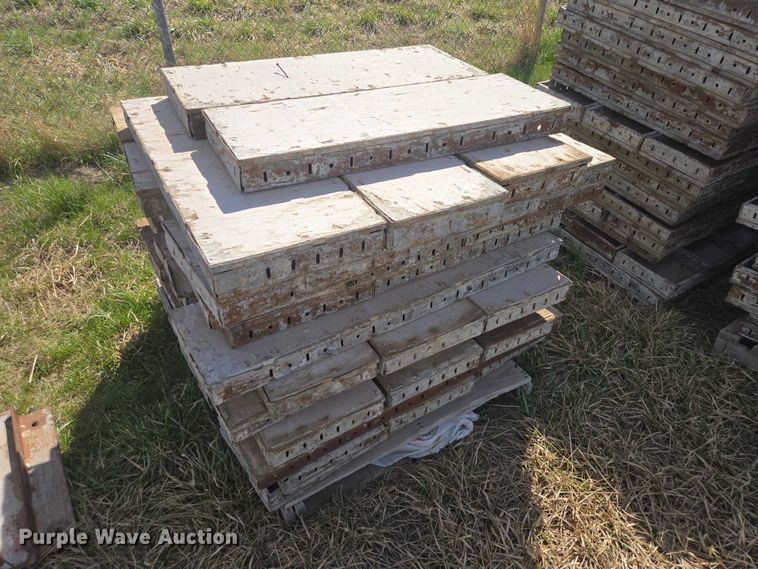 image for item ER1559 (6) pallets of concrete forms