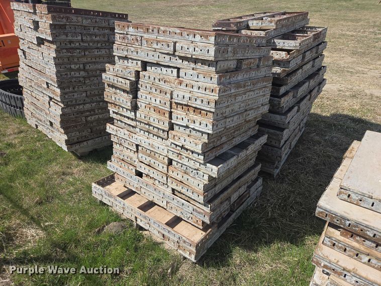 image for item ER1559 (6) pallets of concrete forms
