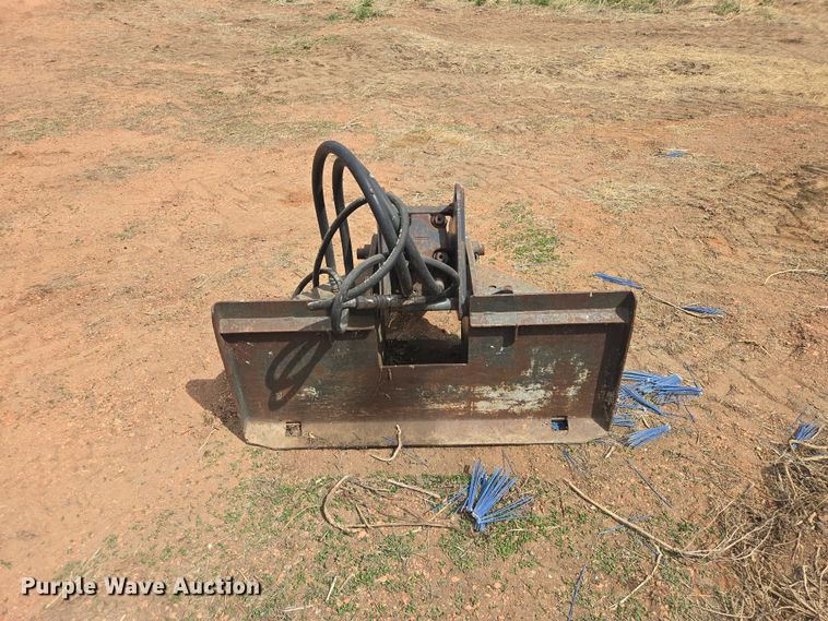 image for item ER1560 Bobcat 2560 6 skid steer breaker