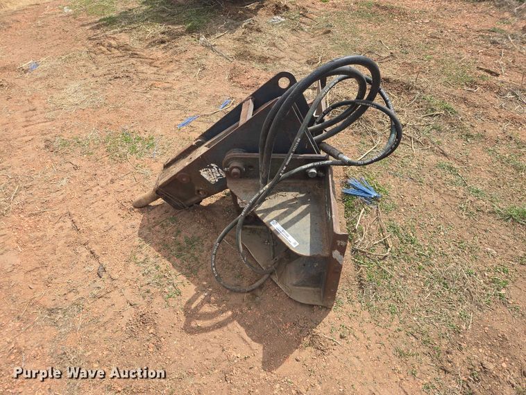 image for item ER1560 Bobcat 2560 6 skid steer breaker