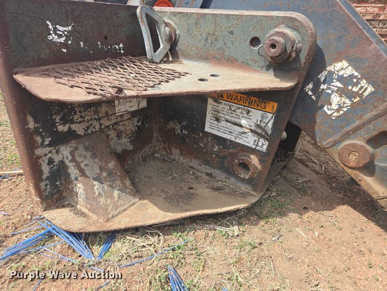 image for item ER1560 Bobcat 2560 6 skid steer breaker