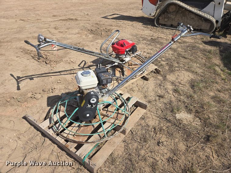 image for item ER1566 (2) power trowels