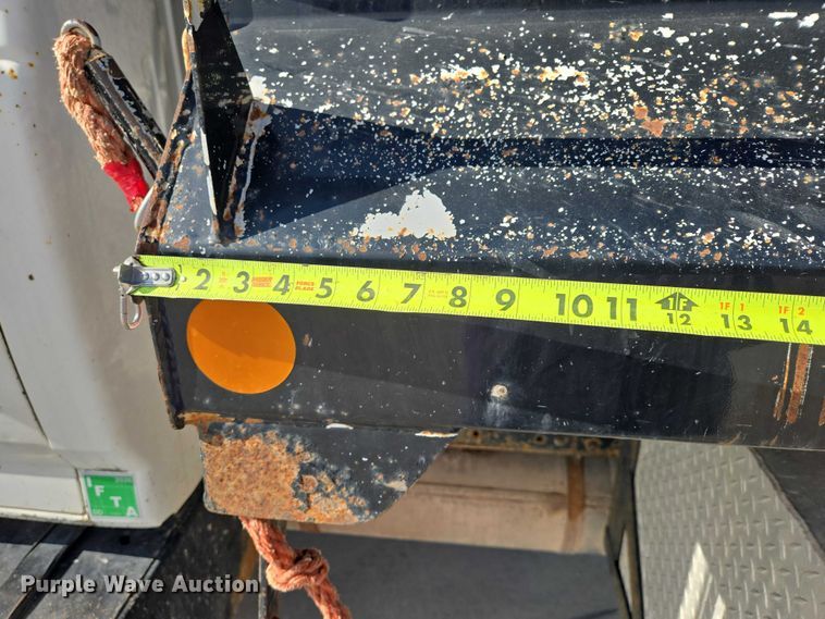 image for item ER1568 1991 Ford F800 dump truck