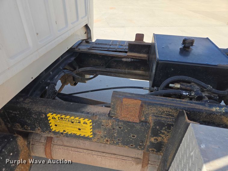 image for item ER1568 1991 Ford F800 dump truck